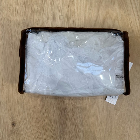 New Stoney Clover Juicy Couture pouch - Picture 2 of 3